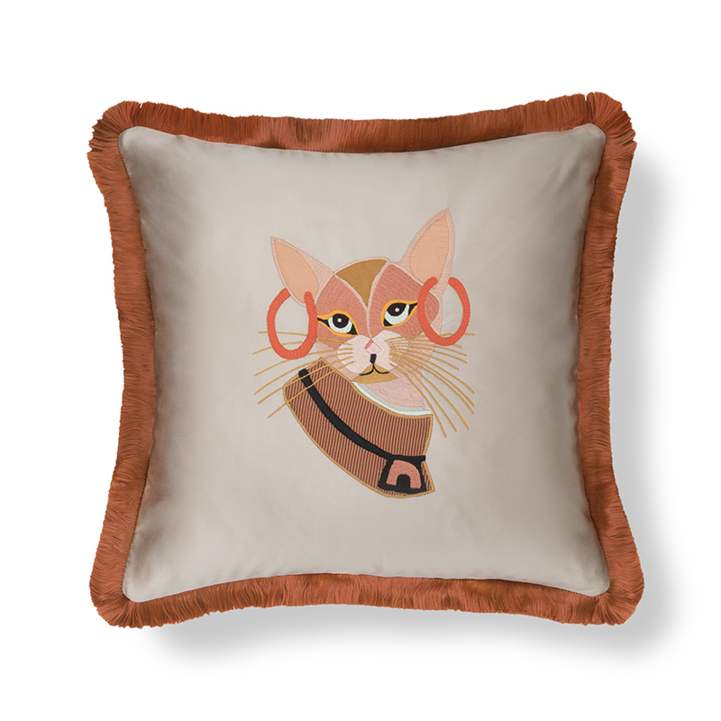 6 Halloween Objects For A Spooky Decoration