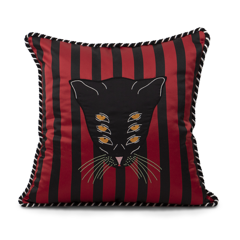 6 Halloween Objects For A Spooky Decoration